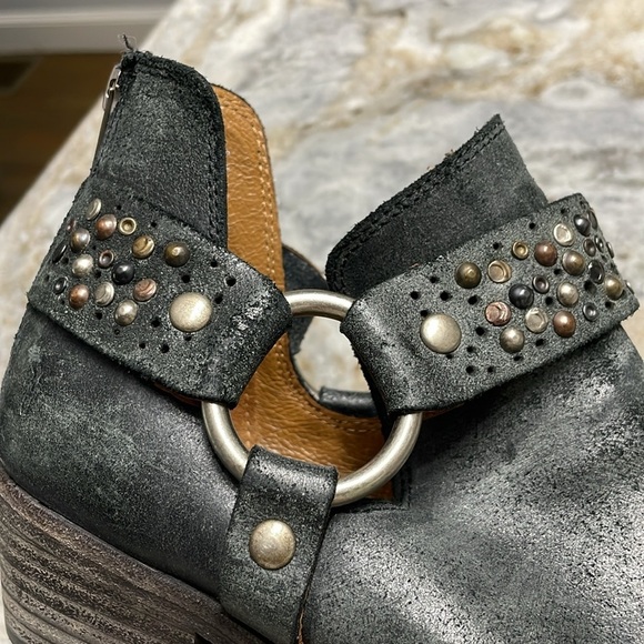 FRYE Ray Deco Fashion Leather Booties / Ankle Boots Women’s 9.5 - Picture 10 of 12